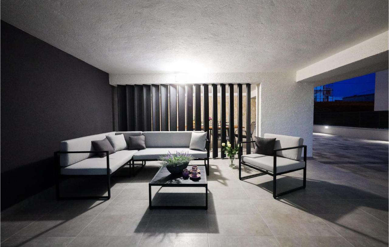 Gorgeous In With Wifi Apartment